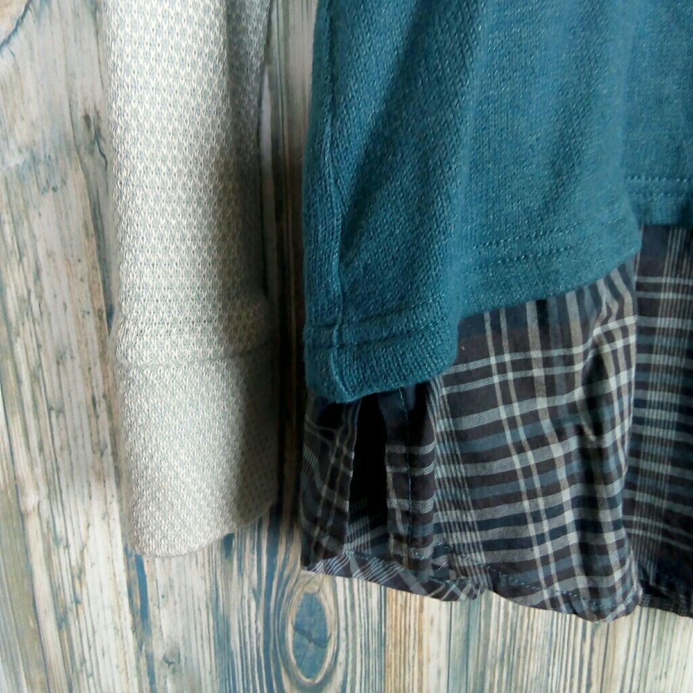 Soft Surroundings Mixed Media Raglan Sleeve Top Plaid Panel Cork Button Blue PS - Picture 4 of 7